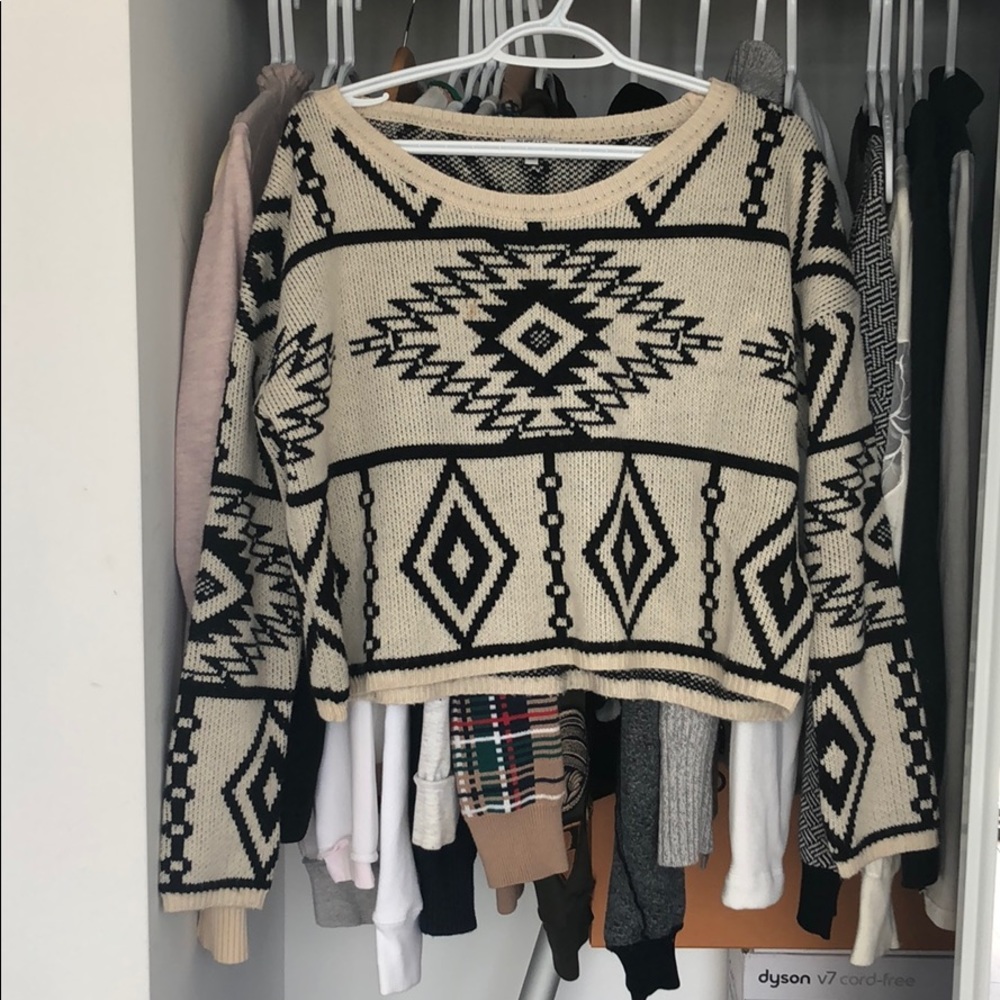 Sweater - Picture 1 of 2